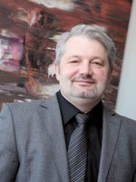 Prof. Dr.-Ing. Jörg Schröder