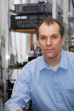 Speaker: Prof. Axel Lorke